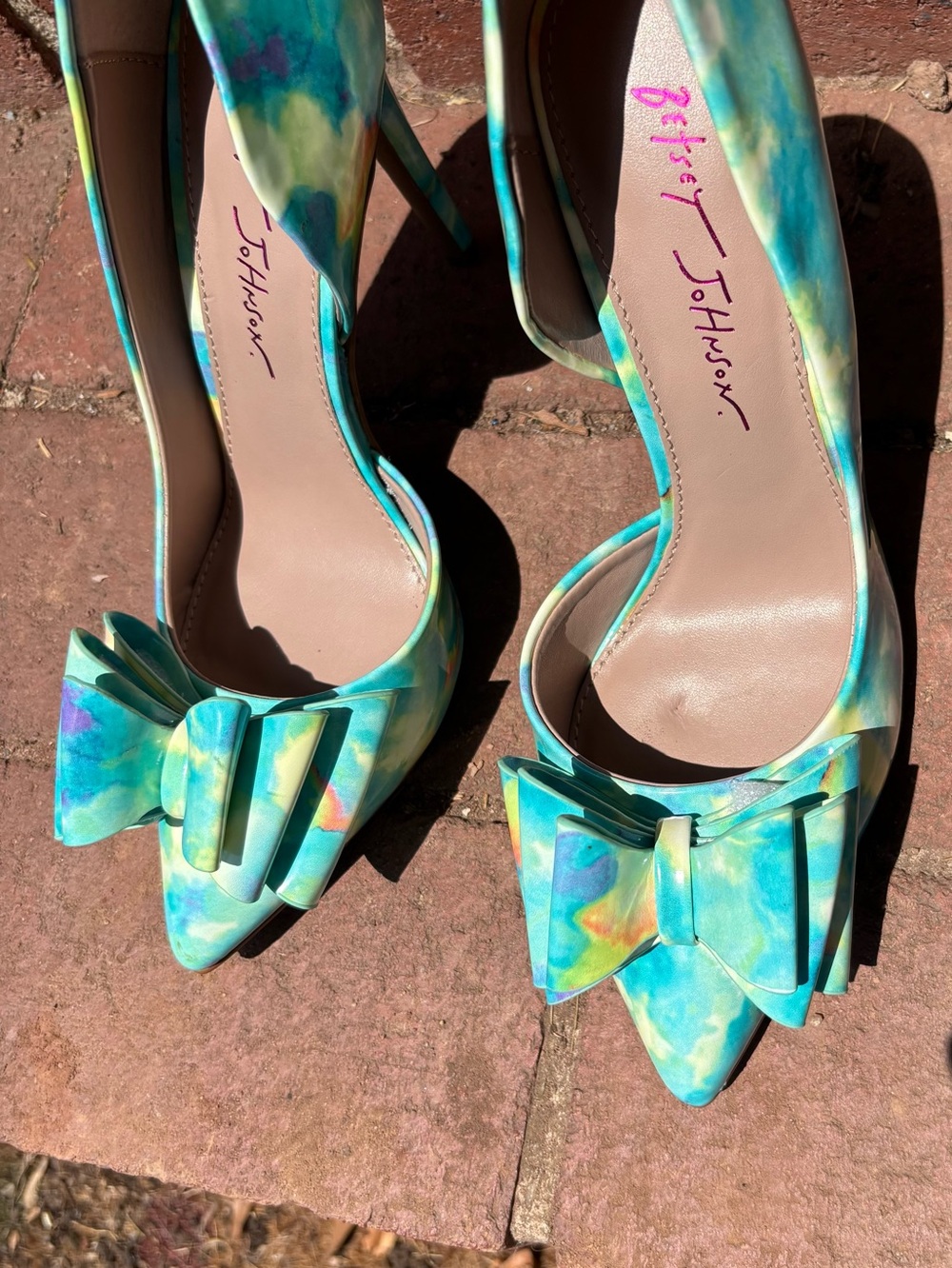 Betsey Johnson Teal Watercolor Bow Pointed-Toe Pumps - Picture 8 of 12